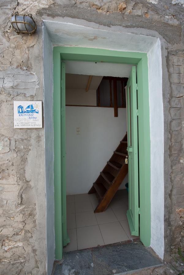 Kyklameno Studio No 3 Symi Exteriör bild